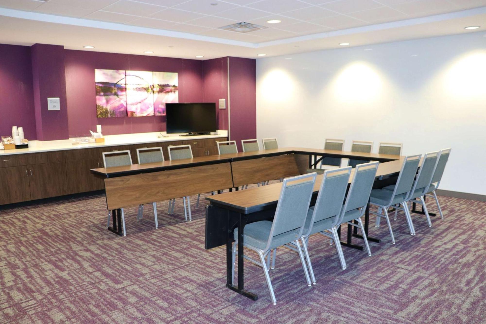 Hampton Inn Mcminnville, Tn Buitenkant foto